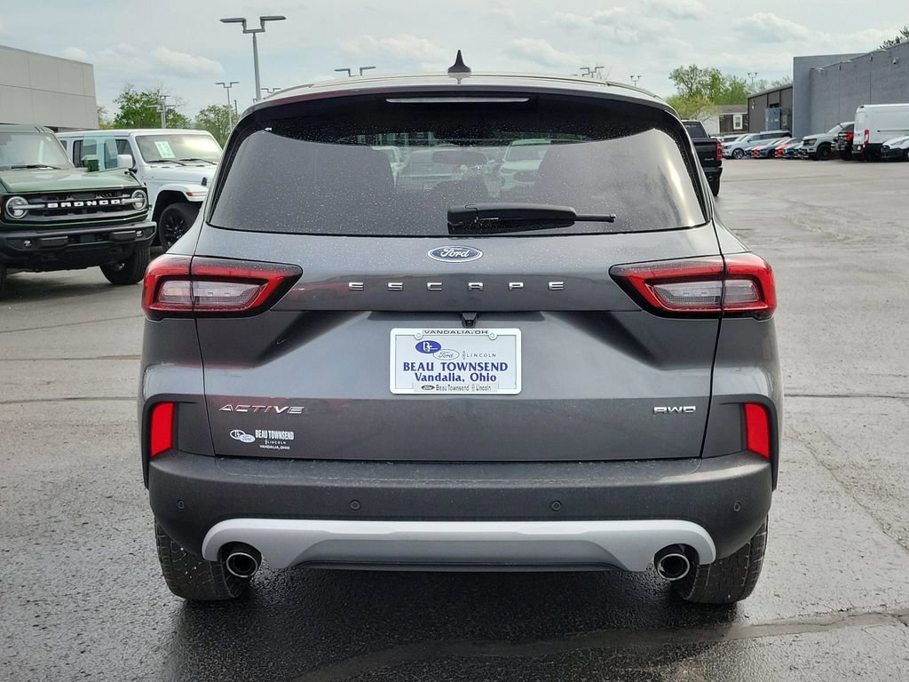 Certified 2023 Ford Escape Active w/ Tech Pack #2 AWD/4WD image 4