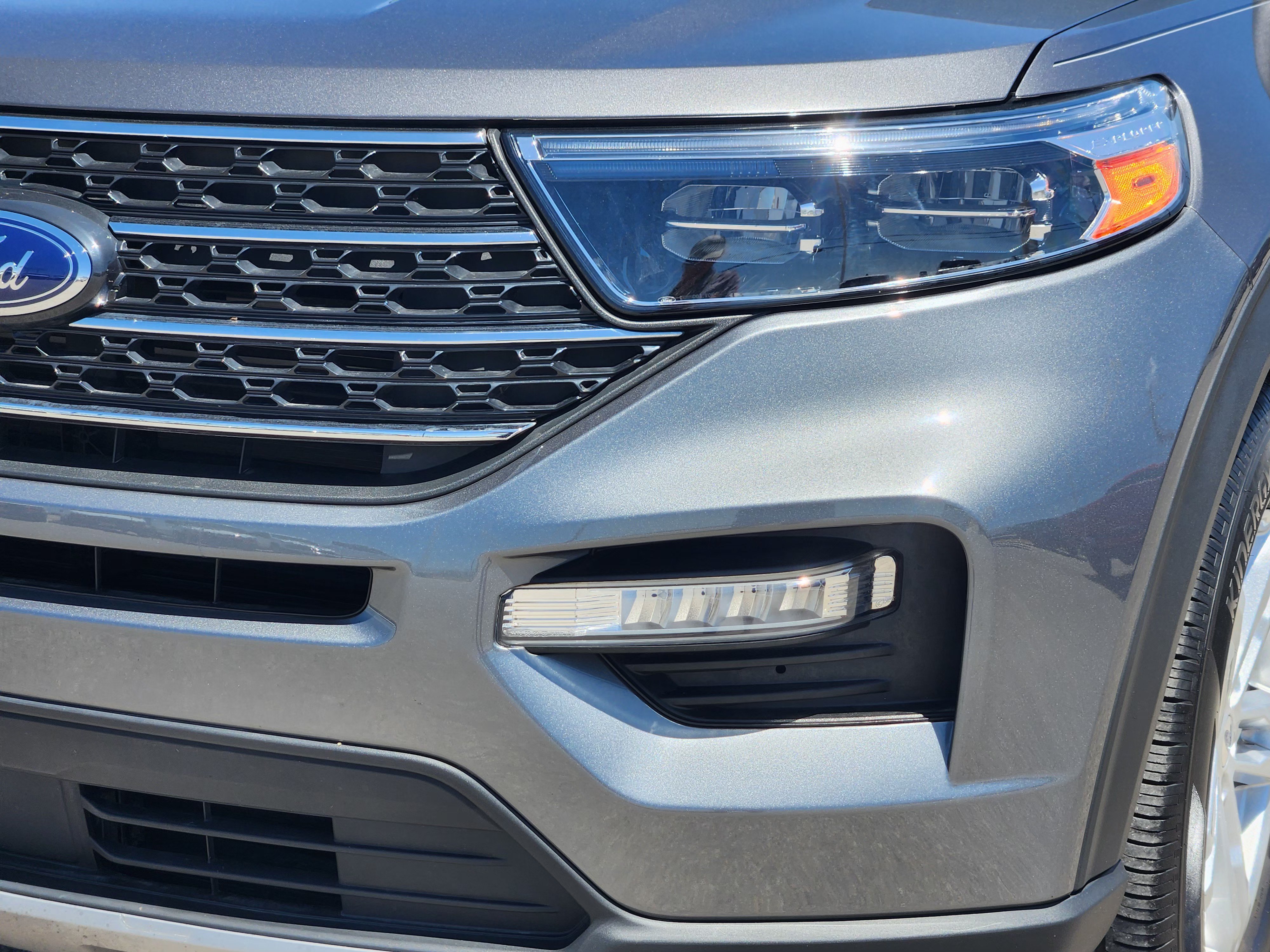 Certified 2023 Ford Explorer XLT w/ Equipment Group 202A AWD/4WD image 8