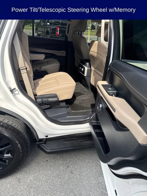 Certified 2024 Ford Expedition XLT AWD/4WD image 23