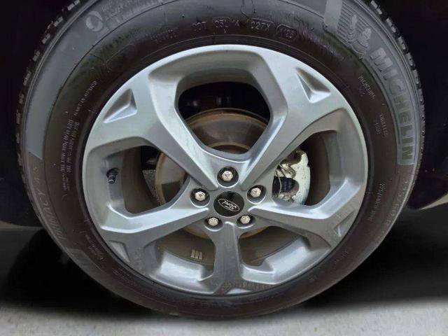 Certified 2025 Ford Escape ST-Line Select AWD/4WD image 33