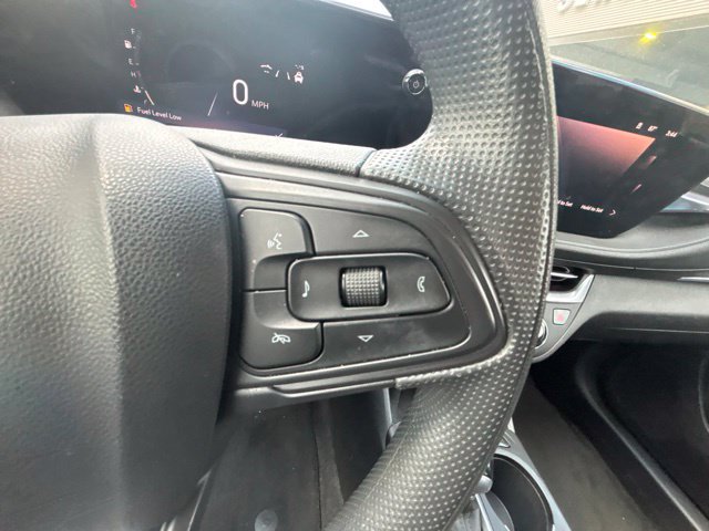 Used 2024 Buick Envista Preferred w/ Convenience II Package FWD image 31