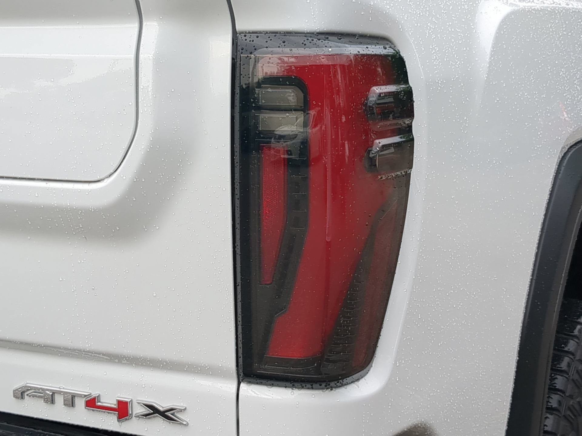 Used 2024 GMC Sierra 2500 AT4X AWD/4WD image 45