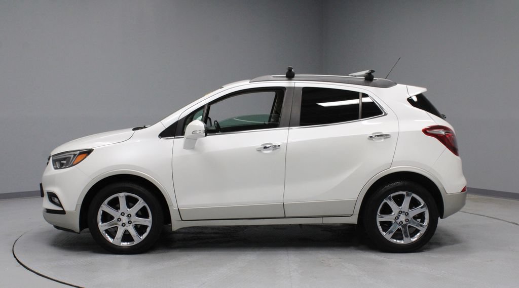 Used 2018 Buick Encore Essence w/ Experience Buick Package FWD image 8