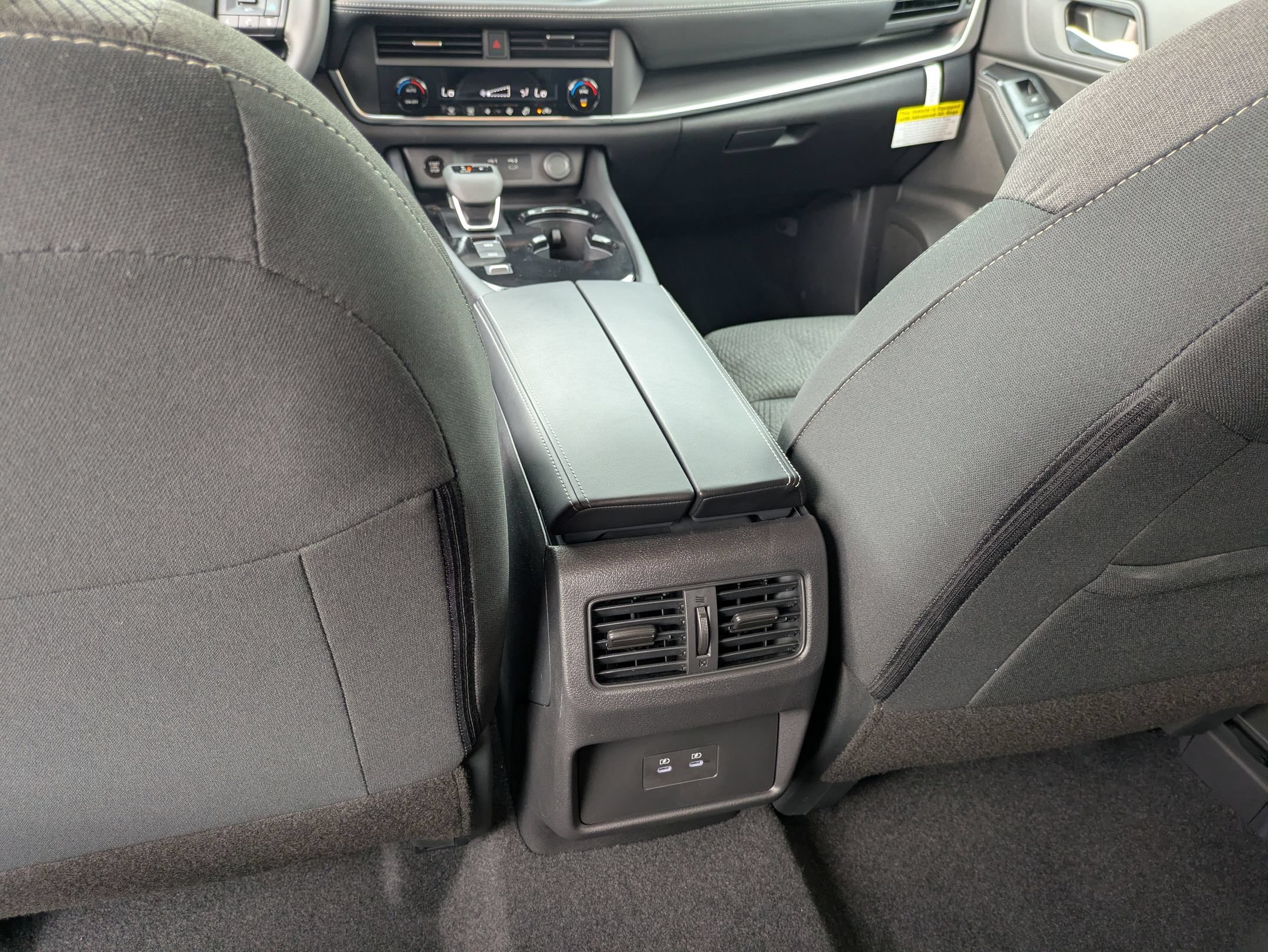 Used 2026 Nissan Rogue SV FWD image 30