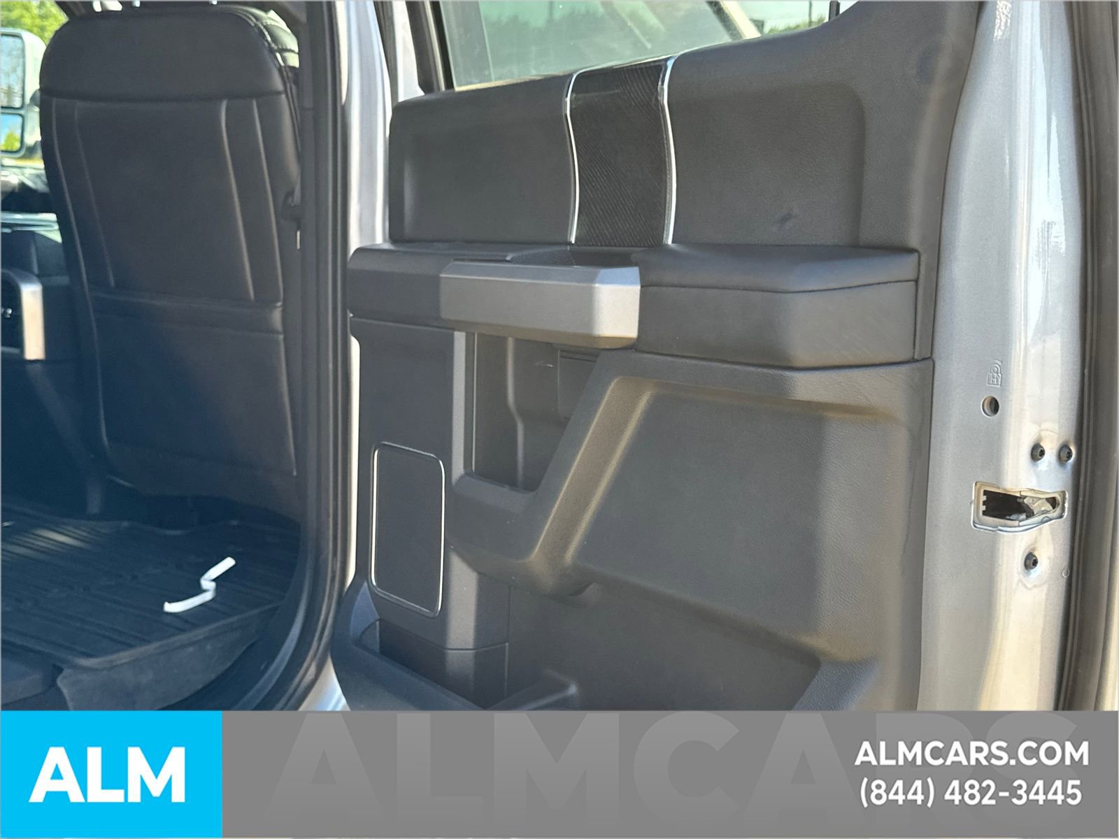 Certified 2022 Ford F450 Platinum w/ FX4 Off-Road Package image 36