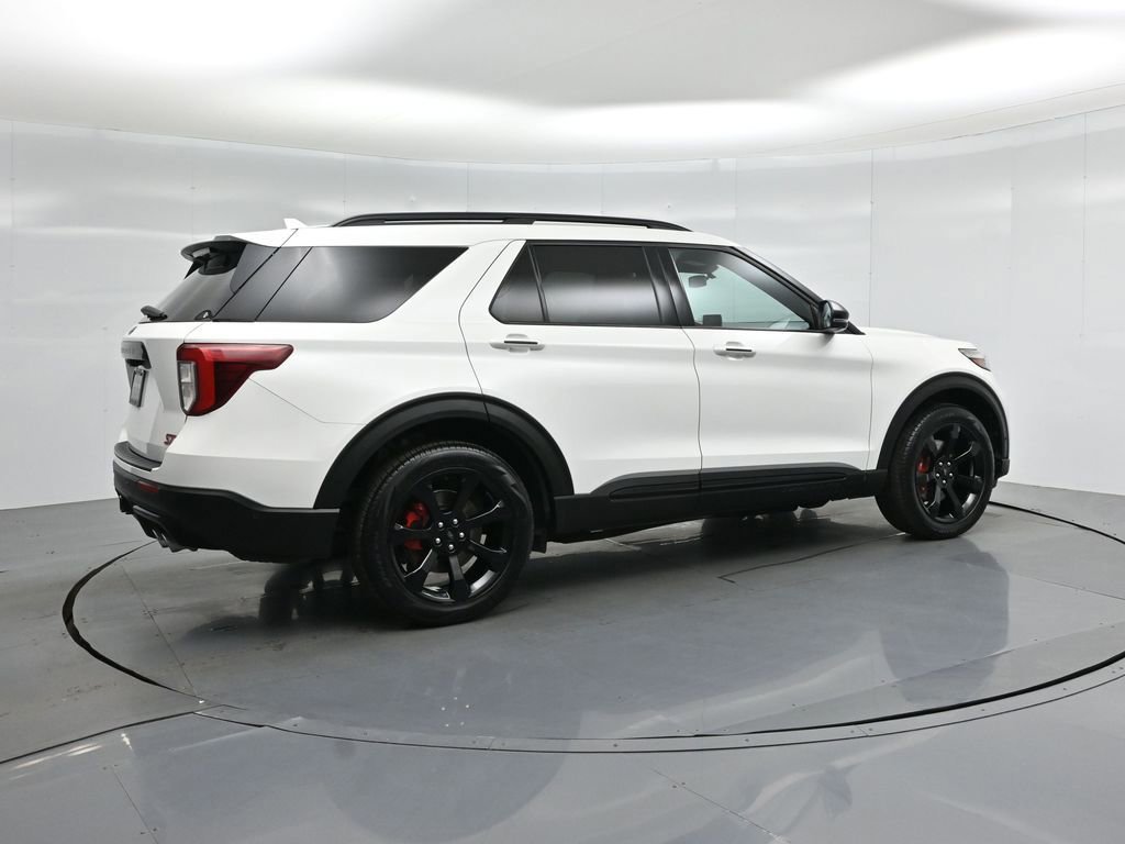 Certified 2021 Ford Explorer ST w/ Equipment Group 401A image 11