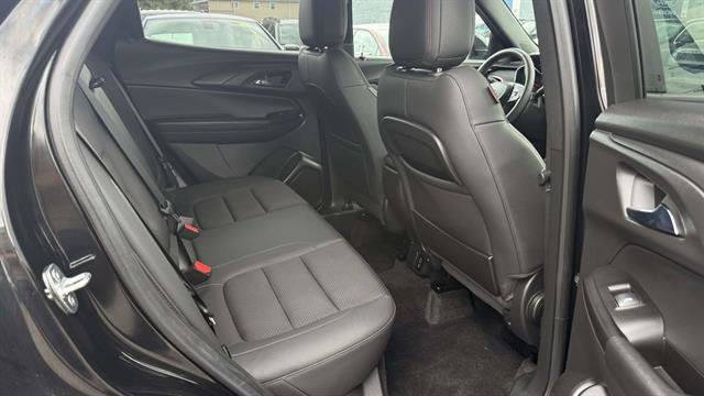Used 2023 Chevrolet TrailBlazer RS w/ Convenience Package AWD/4WD image 26