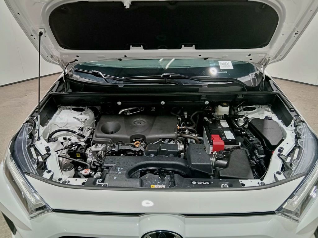 Used 2025 Toyota RAV4 LE FWD image 10