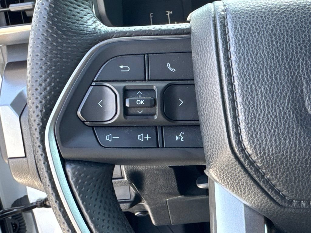 Used 2024 Toyota Tacoma 2WD Double Cab image 31