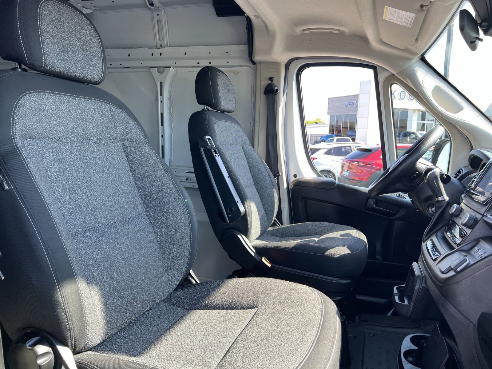 Used 2022 RAM ProMaster 2500 FWD image 32