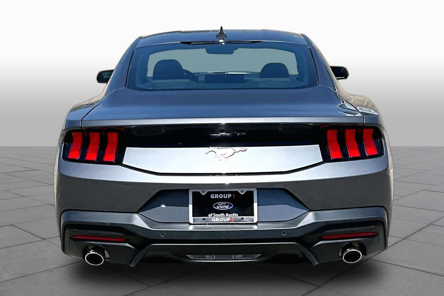 Certified 2024 Ford Mustang Coupe RWD image 5