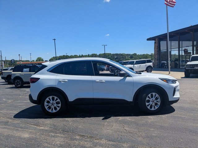 Certified 2023 Ford Escape Active FWD image 11