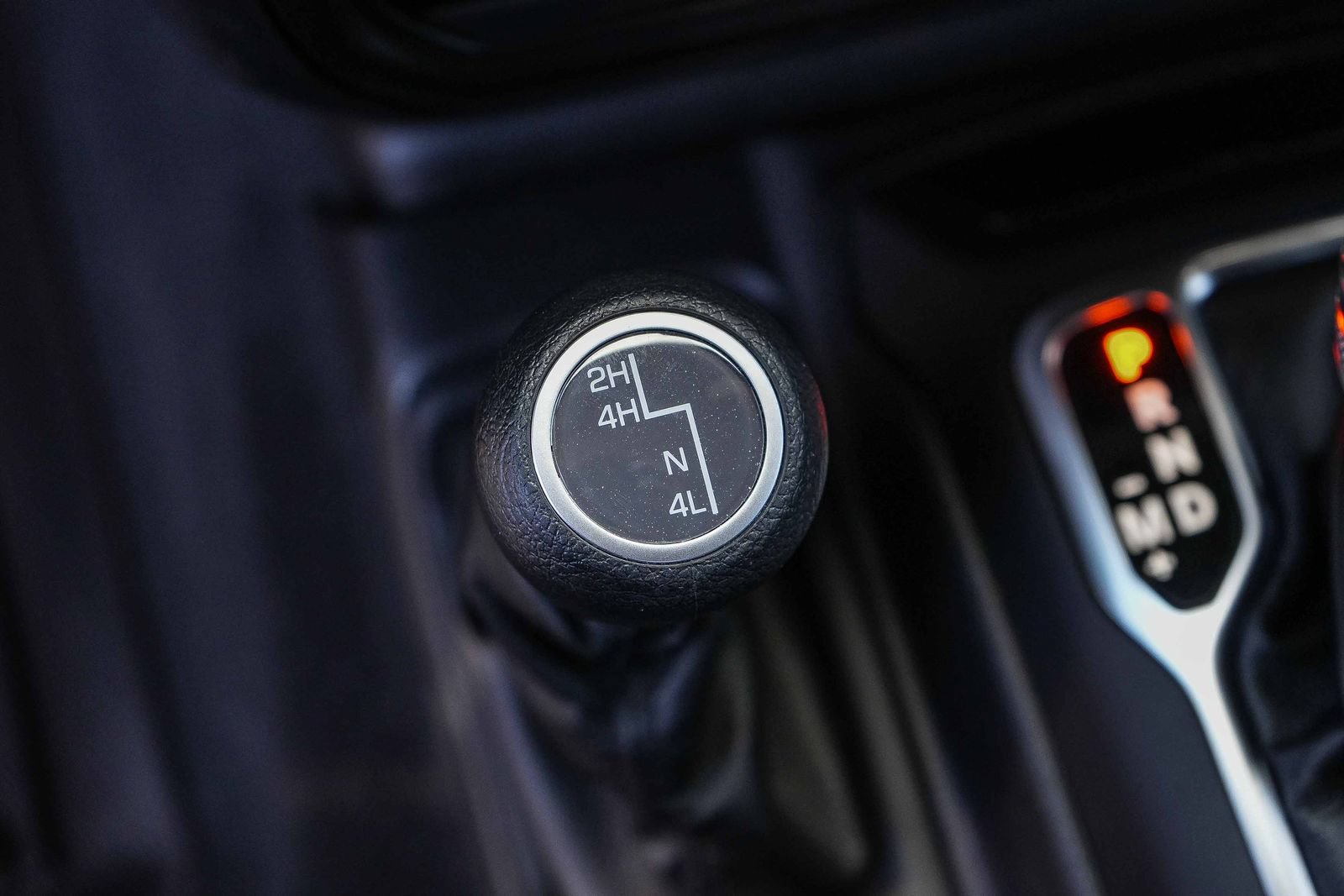 Used 2023 Jeep Gladiator Sport AWD/4WD image 22