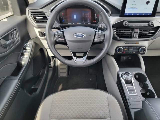 Certified 2023 Ford Escape Active AWD/4WD image 31