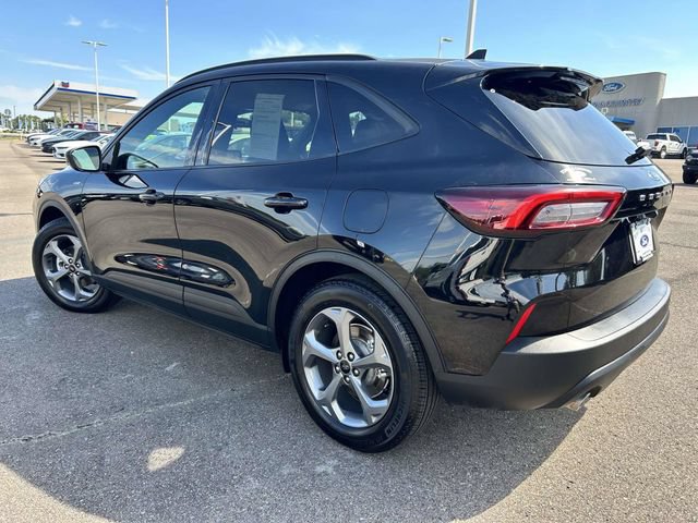 Certified 2026 Ford Escape ST-Line FWD image 5