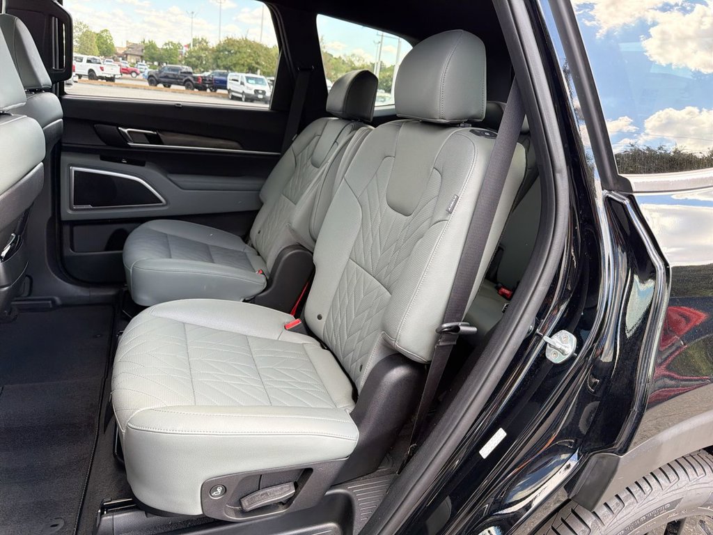 Used 2023 Kia Telluride EX X-Line AWD/4WD image 24