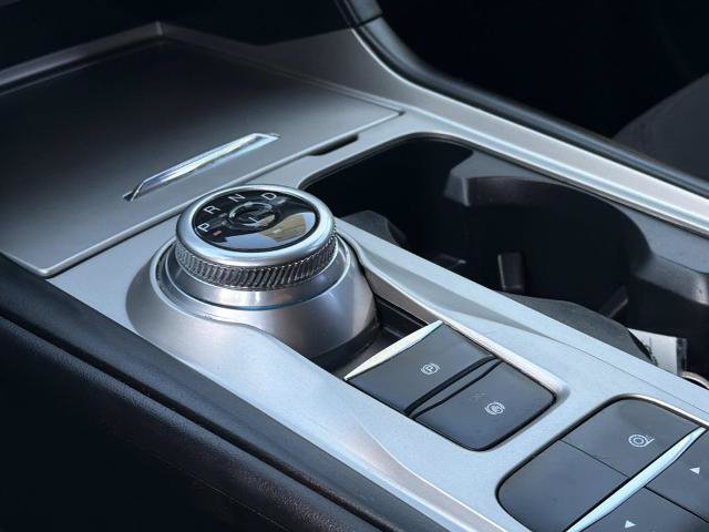 Certified 2023 Ford Explorer XLT RWD image 16