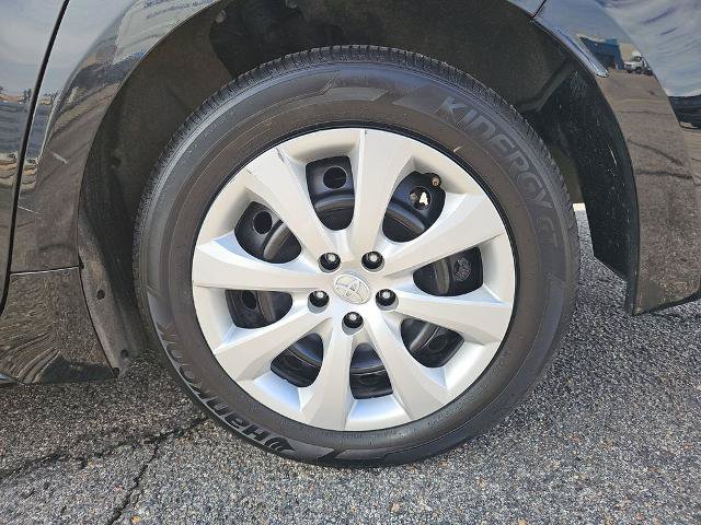 Used 2025 Toyota Corolla LE FWD image 32