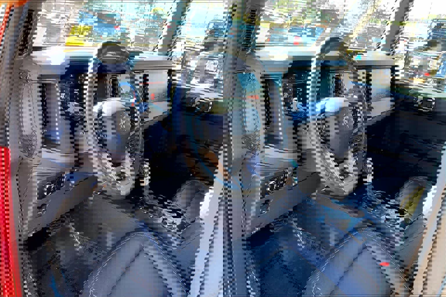 Certified 2025 Ford Bronco Big Bend image 18