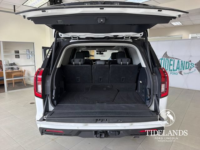Certified 2025 Ford Expedition Active RWD image 12