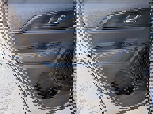 Used 2024 Jeep Grand Cherokee Laredo X image 24