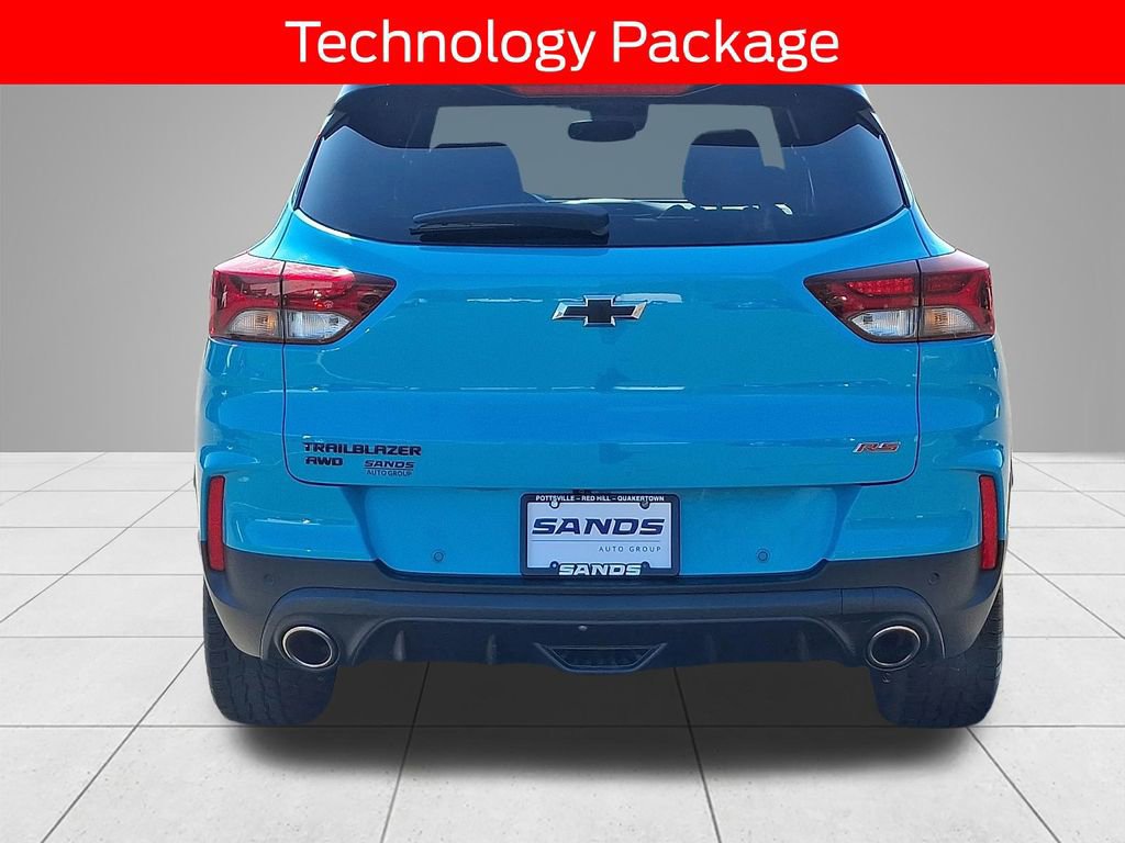 Used 2021 Chevrolet TrailBlazer RS w/ Sun and Liftgate Package image 3