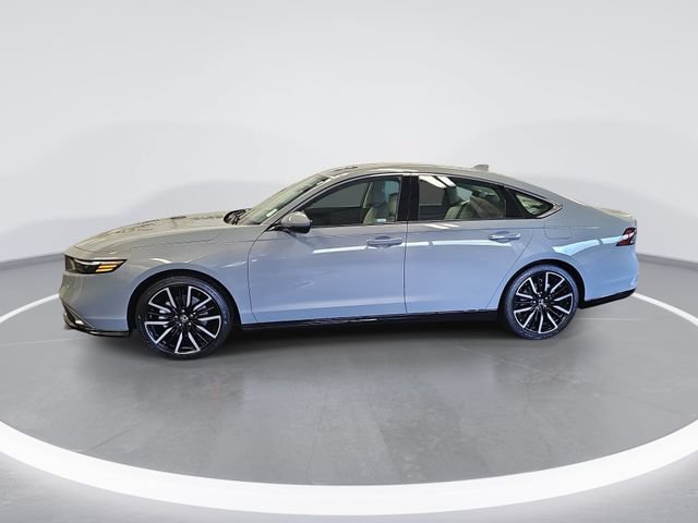 Used 2026 Honda Accord Touring image 2