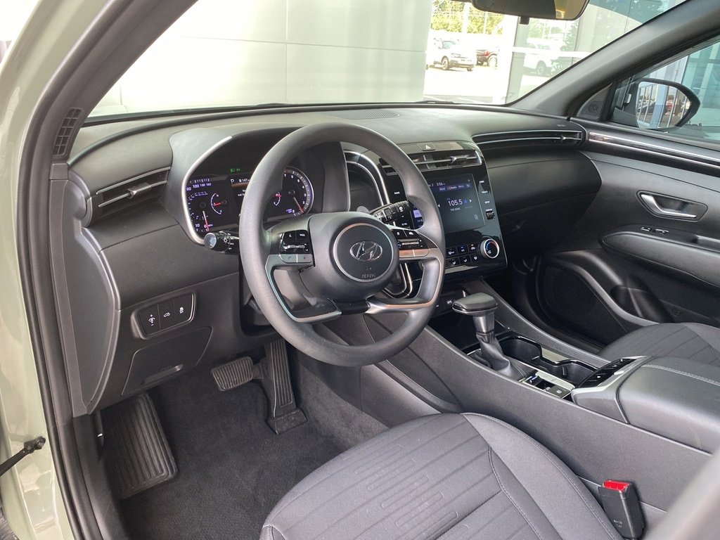 Used 2023 Hyundai Santa Cruz SEL image 10