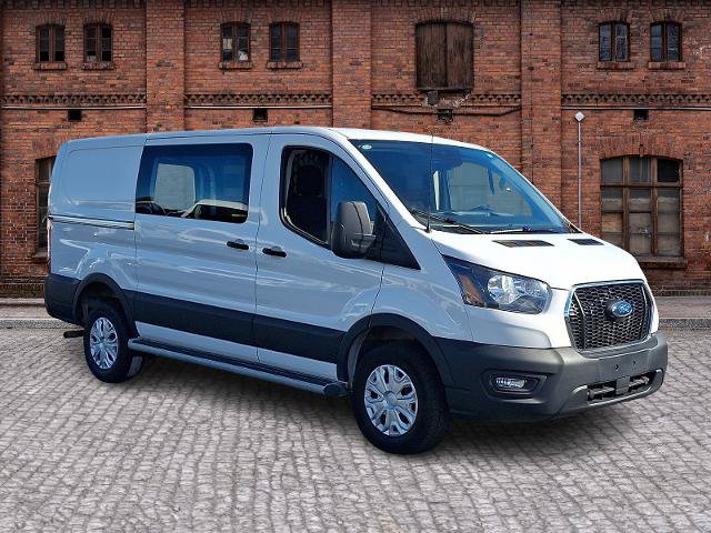 Certified 2025 Ford Transit 250 Low Roof w/ Exterior Upgrade Package RWD image 3