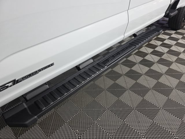 Certified 2025 Ford F350 Lariat w/ Black Appearance Package AWD/4WD image 13