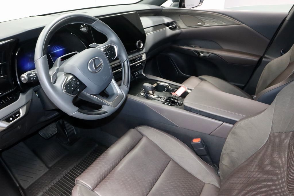 Used 2025 Lexus RX 350 AWD w/ Convenience Package image 27