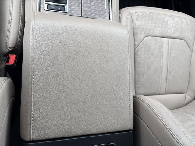 Certified 2024 Ford Expedition Limited image 39