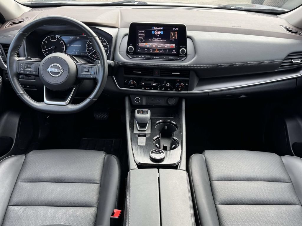 Used 2023 Nissan Rogue SV w/ SV Premium B Package AWD/4WD image 2
