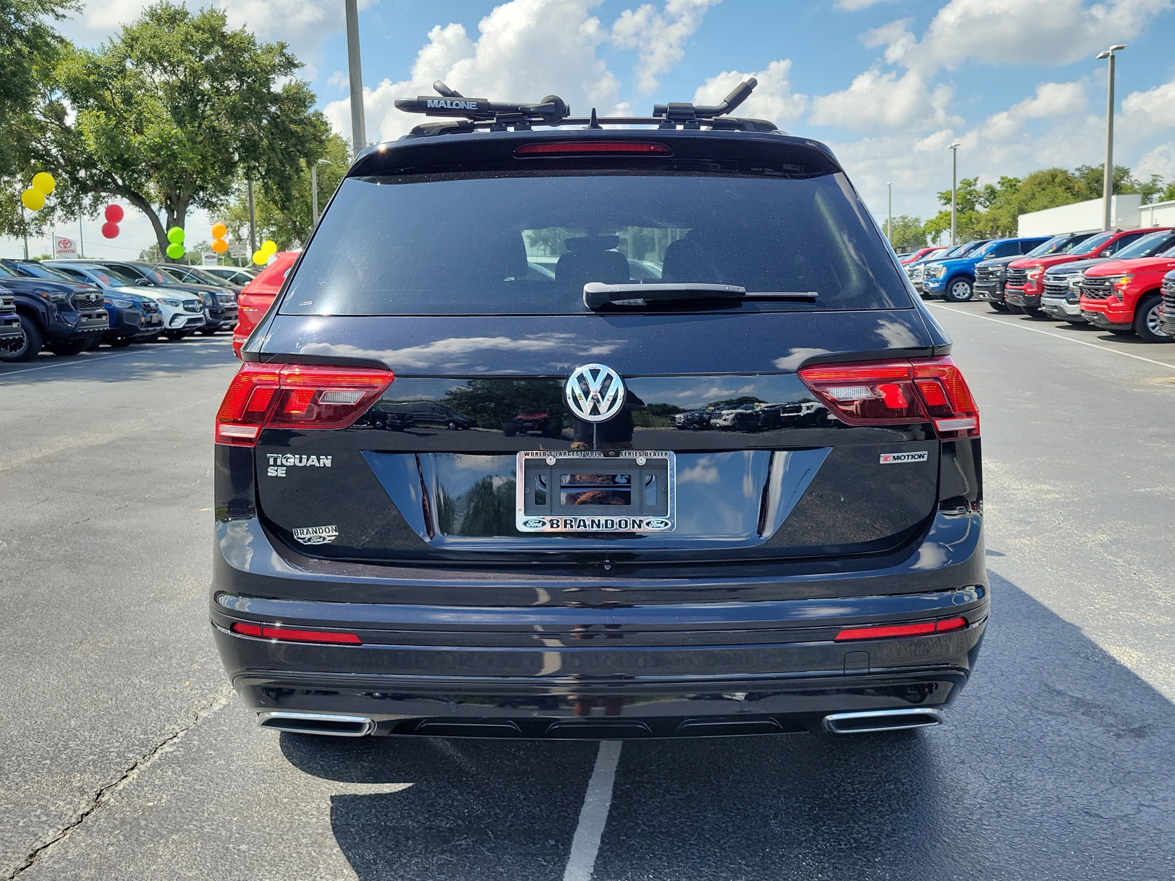 Used 2021 Volkswagen Tiguan SE R-Line AWD/4WD image 8