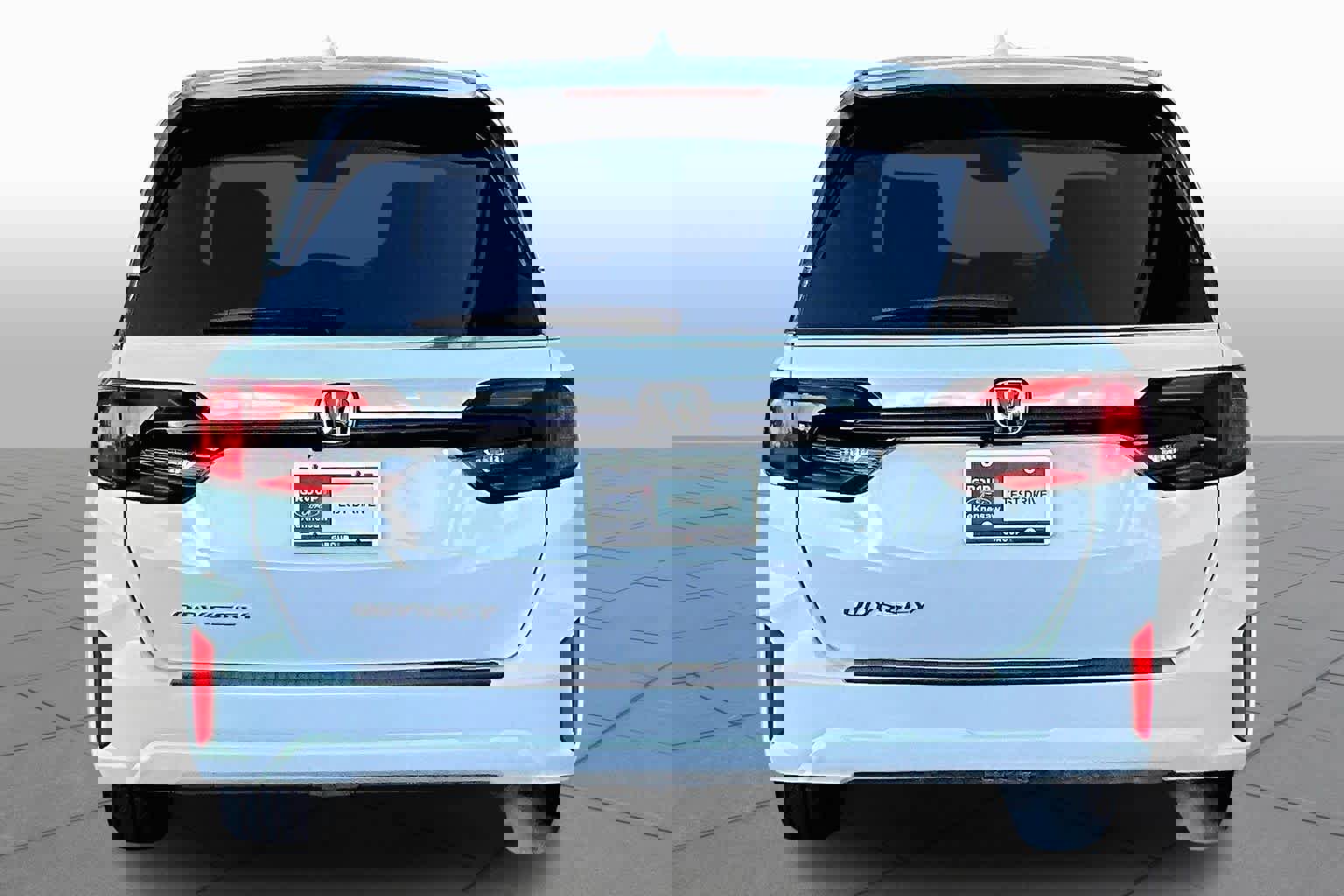 Used 2025 Honda Odyssey EX-L image 4