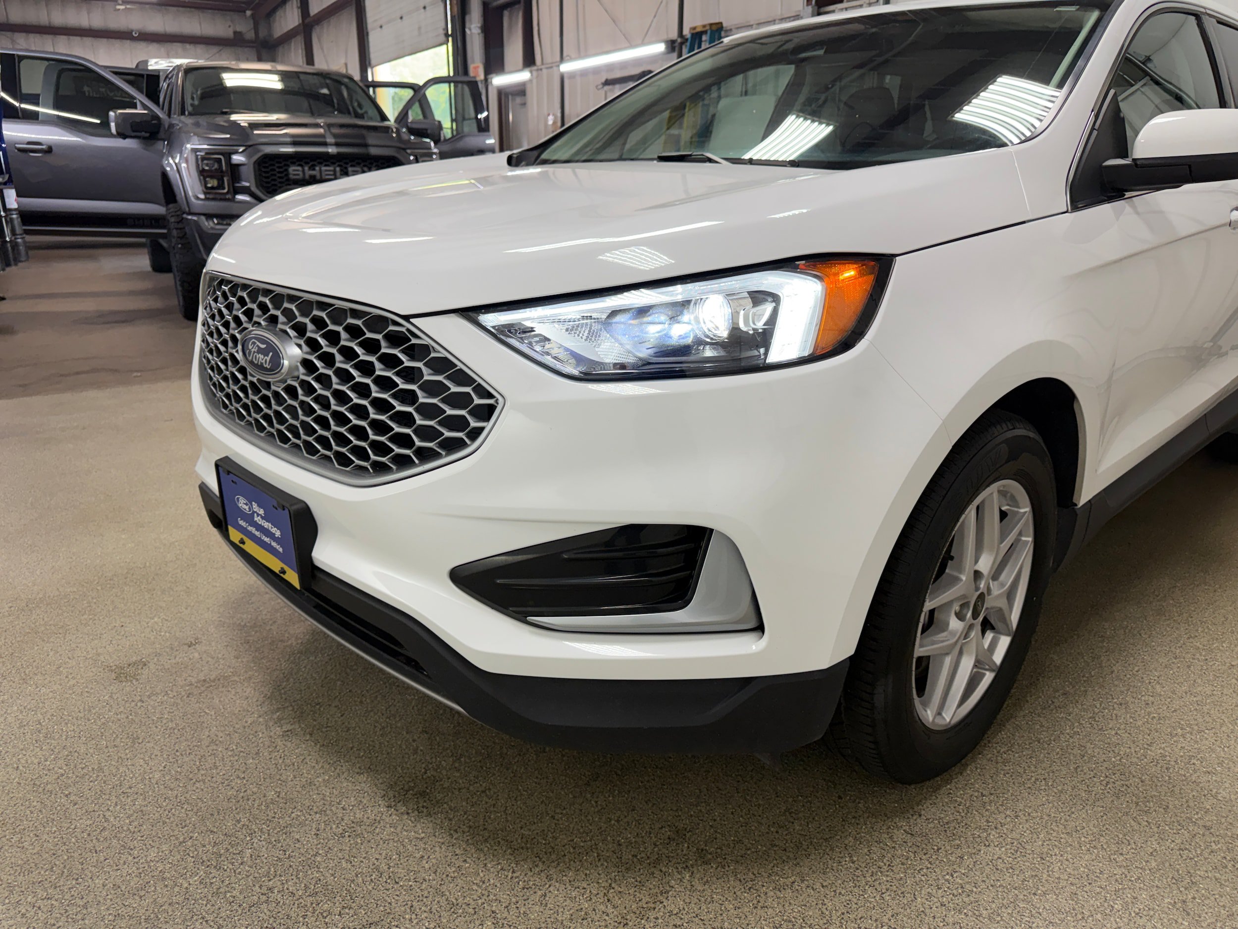 Certified 2024 Ford Edge SEL AWD/4WD image 32