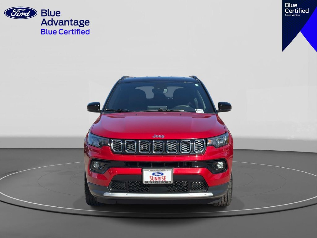 Used 2025 Jeep Compass Limited AWD/4WD image 3