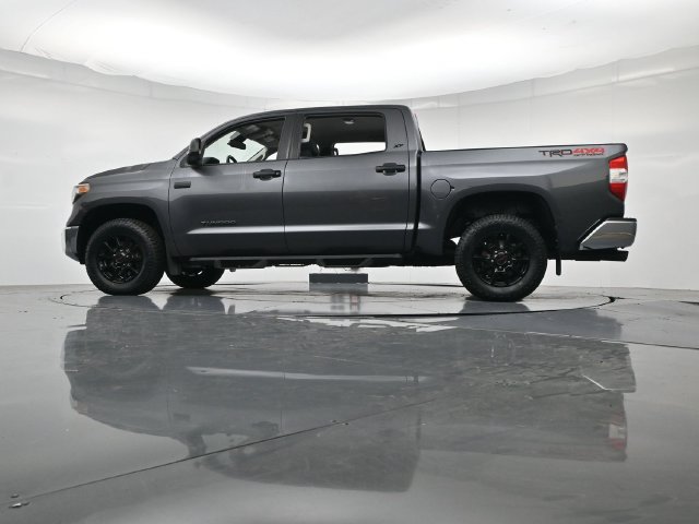 Used 2020 Toyota Tundra SR5 w/ SR5 Upgrade Package AWD/4WD image 34
