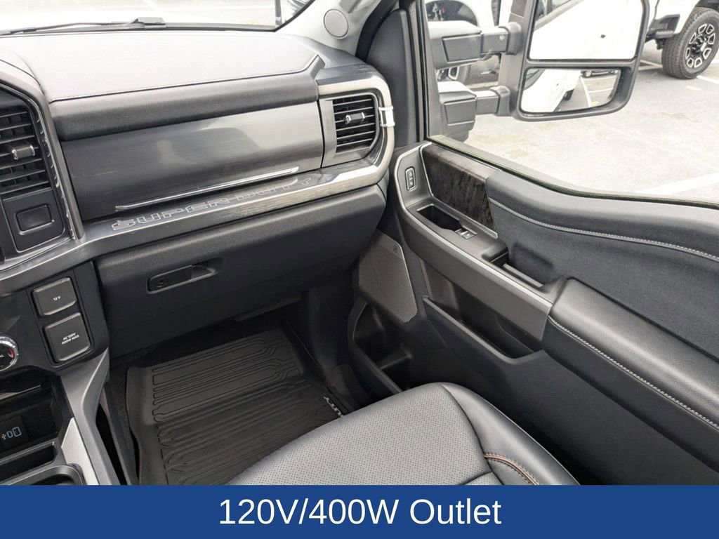 Certified 2025 Ford F450 Lariat w/ Lariat Ultimate Package image 22