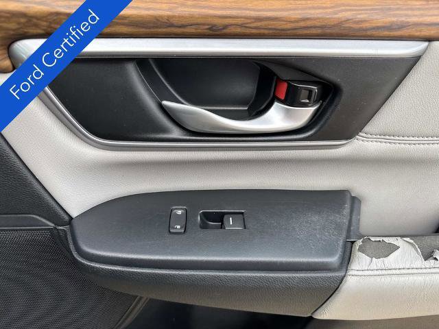 Used 2017 Honda CR-V Touring image 15