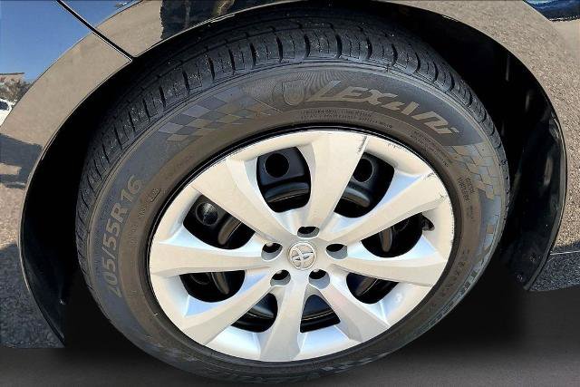 Used 2024 Toyota Corolla LE FWD image 34
