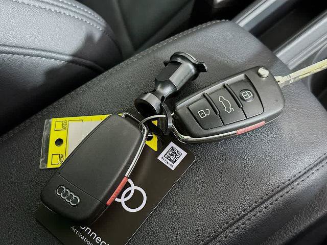 Used 2025 Audi Q3 2.0T Premium AWD/4WD image 22
