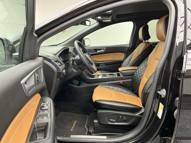 Certified 2024 Ford Edge Titanium w/ Titanium Elite Package AWD/4WD image 3