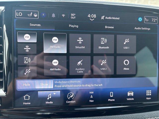 Used 2024 Chrysler Pacifica Limited FWD image 23
