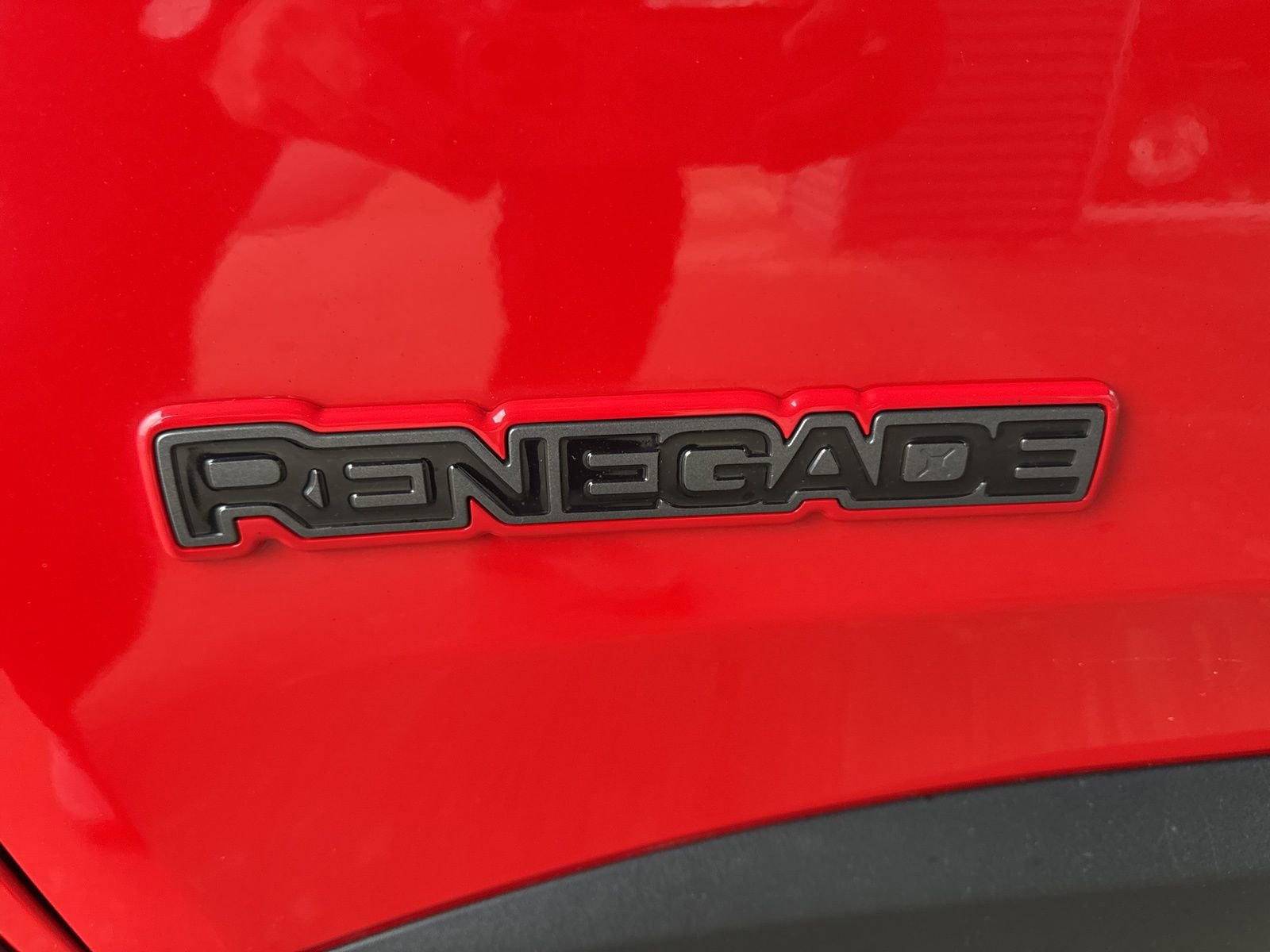 Used 2019 Jeep Renegade Trailhawk image 14