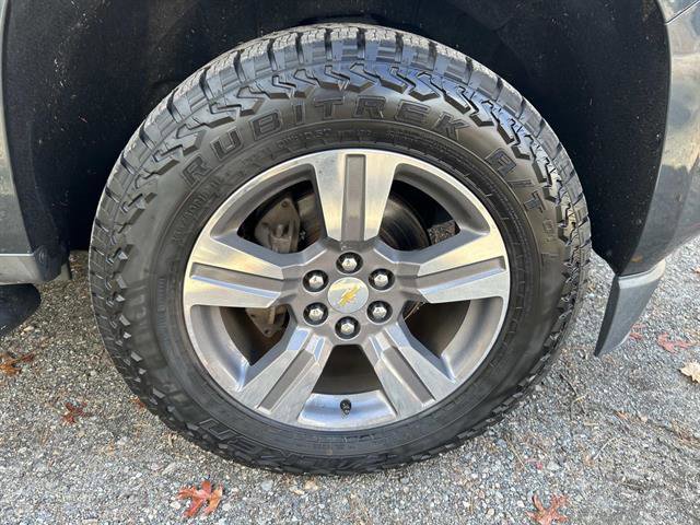 Used 2018 Chevrolet Colorado W/T w/ Custom Special Edition image 17