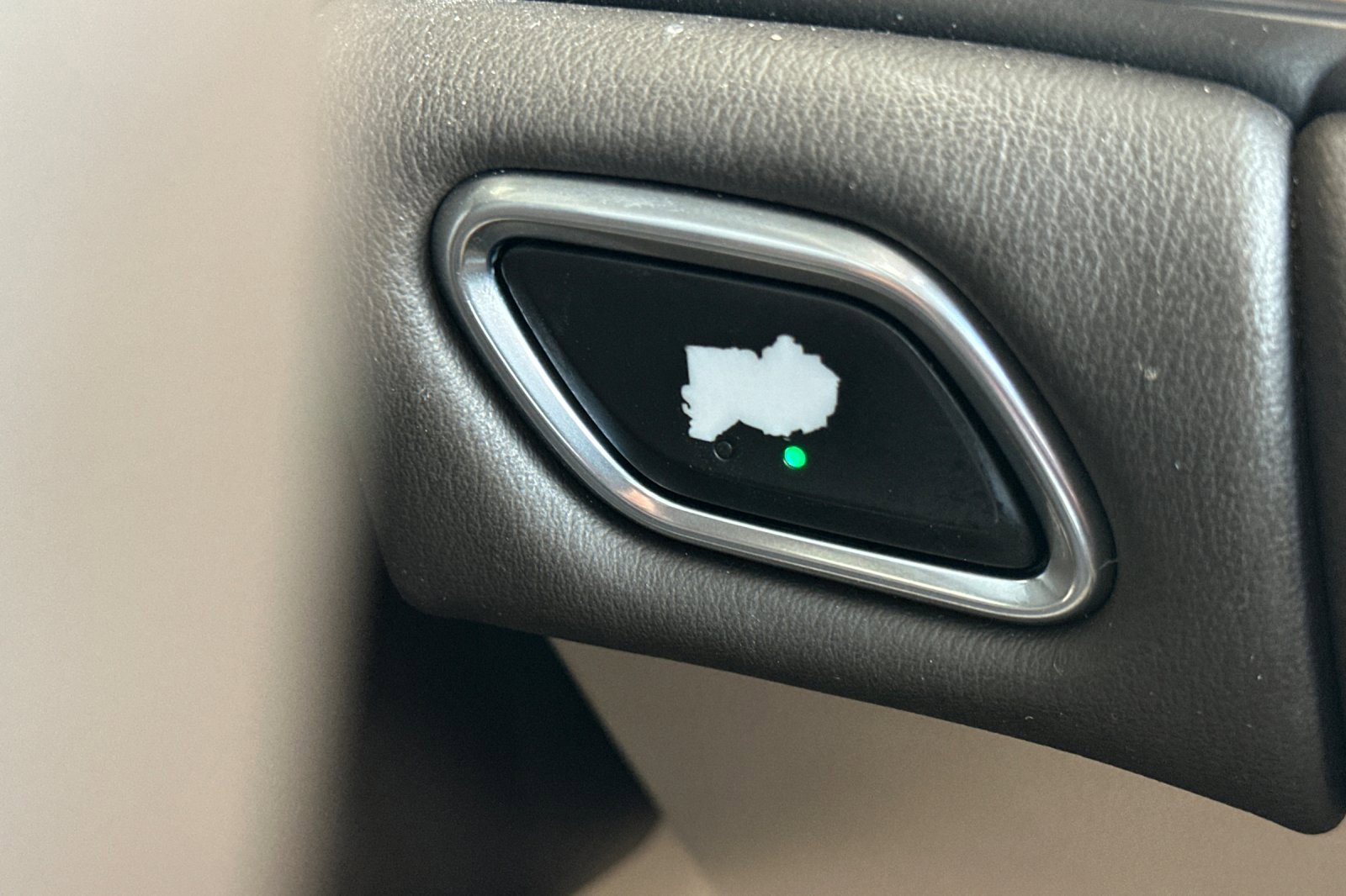 Used 2017 Buick LaCrosse Essence w/ Sights and Sounds Package image 26