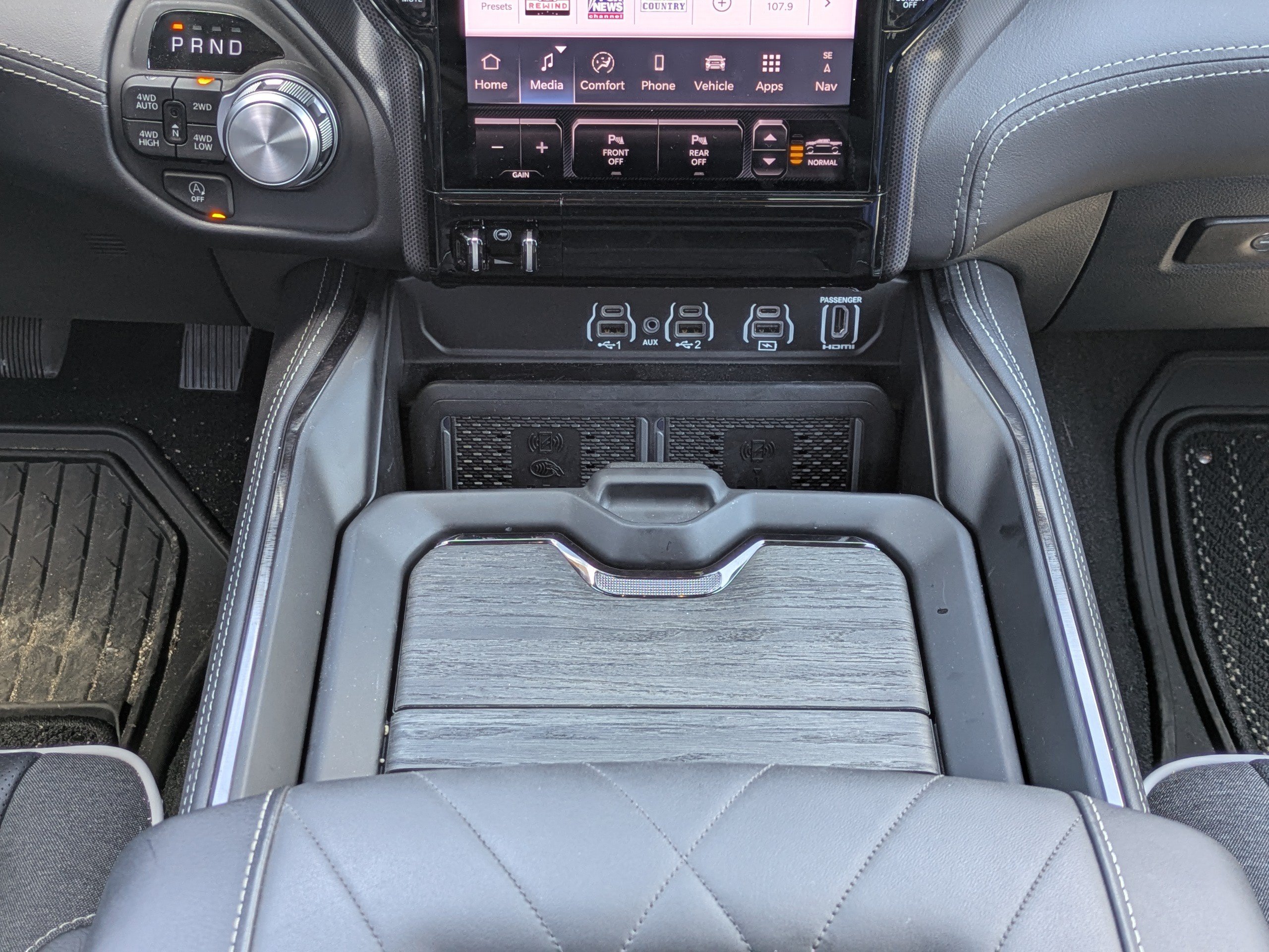 Used 2026 RAM 1500 Limited AWD/4WD image 18