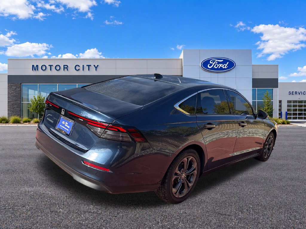 Used 2023 Honda Accord EX image 9