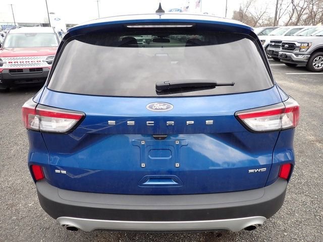 Certified 2022 Ford Escape SE w/ Cold Weather Package image 3